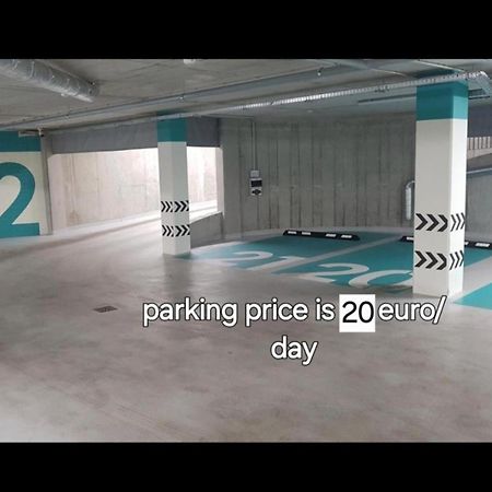 Happy Inn Presidential, Self Check-In, Parking In The Underground Garage VNO Eksteriør billede