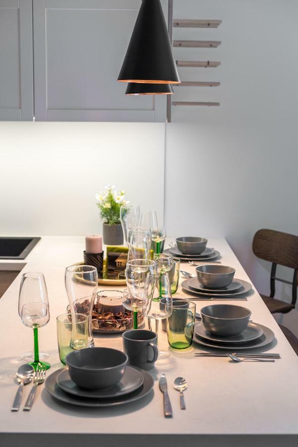 Happy Inn Presidential, Self Check-In, Parking In The Underground Garage VNO Eksteriør billede