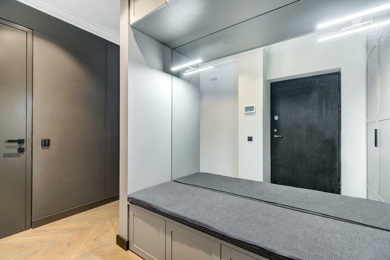 Happy Inn Presidential, Self Check-In, Parking In The Underground Garage VNO Eksteriør billede